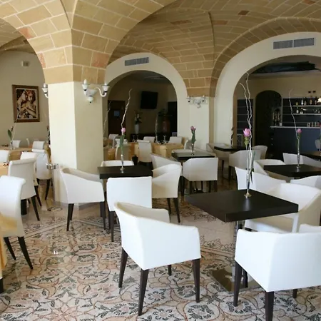 호텔 Aurora E Del Benessere 4*