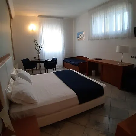 Hotel Aurora E Del Benessere