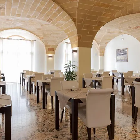 Aurora E Del Benessere 4*