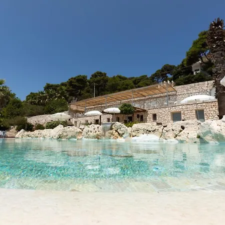 Aurora E Del Benessere מלון 4*