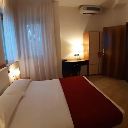 Aurora E Del Benessere Hotel