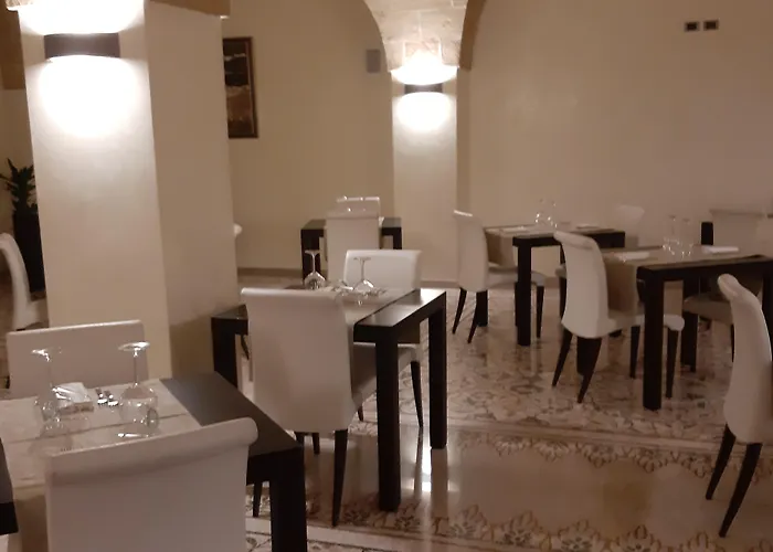 Aurora E Del Benessere מלון