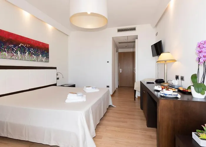 Aurora E Del Benessere 4*